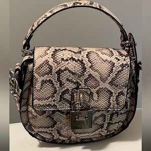 Snake Print Handbag w/crossbody attachment